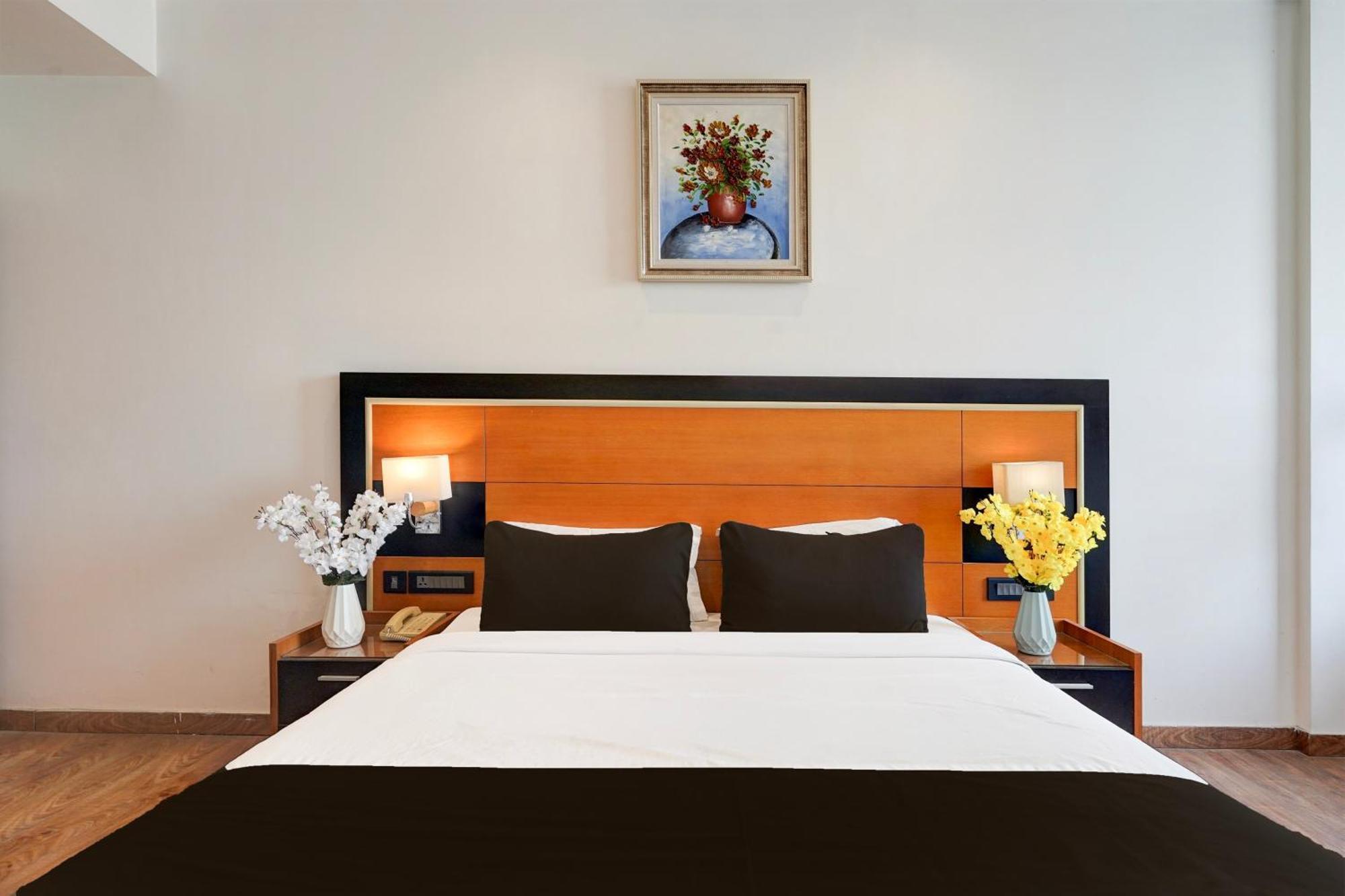 Townhouse Oak Agra Near Sultanganj Puliya Formerly Bb Grand エクステリア 写真